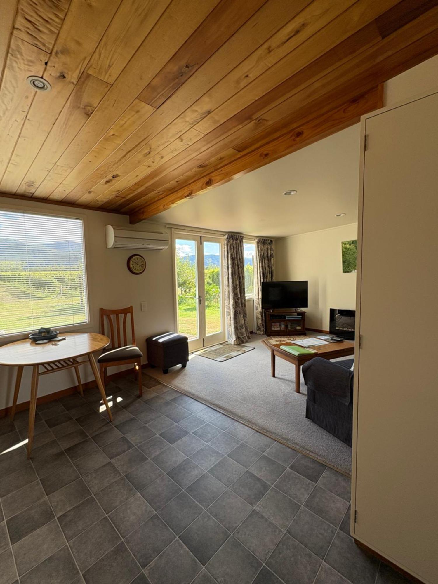 Vineyard Cottage In Blenheim On The Golden Mile Bagian luar foto